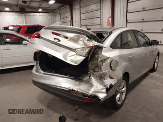 2012 Ford Focus SE с VIN 1FAHP3F26CL320876, выставлен на аукционе IAAI как лот 42280944 с пробегом 134 803 миль миль и . История ставок и продаж доступна на DreamBid. Изображение 6.