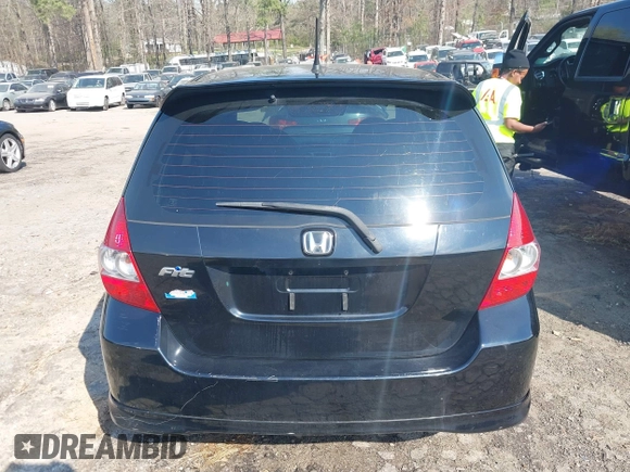 2008 Honda Fit Sport with VIN JHMGD38658S034124, listed as a IAAI auction lot 38975373 with 202,822 mi miles. Bid and sale history available at carsss.com. Image 16.