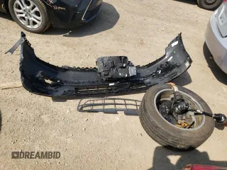 2019 Volkswagen Atlas SE z VIN 1V2XR2CA8KC591411, wystawiony jako Copart lot #65071173 z przebiegiem 14 637 mil mil oraz Szkoda całkowita • Salvage title. Historia ofert i sprzedaży dostępna na DreamBid. Obrazek 13.