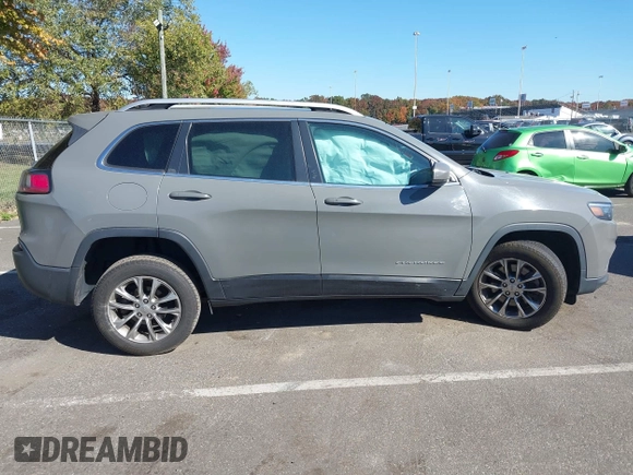 2020 Jeep Cherokee Latitude Plus with VIN 1C4PJLLB1LD628267, listed as a IAAI auction lot 40608071 with 101,491 mi miles. Bid and sale history available at carsss.com. Image 13.