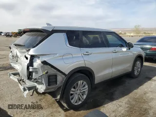 2024 Mitsubishi Outlander ES z VIN JA4J3UA84RZ056047, wystawiony jako Copart lot #50905715 z przebiegiem 24 714 mil mil oraz Szkoda całkowita • Salvage title. Historia ofert i sprzedaży dostępna na DreamBid. Obrazek 3.