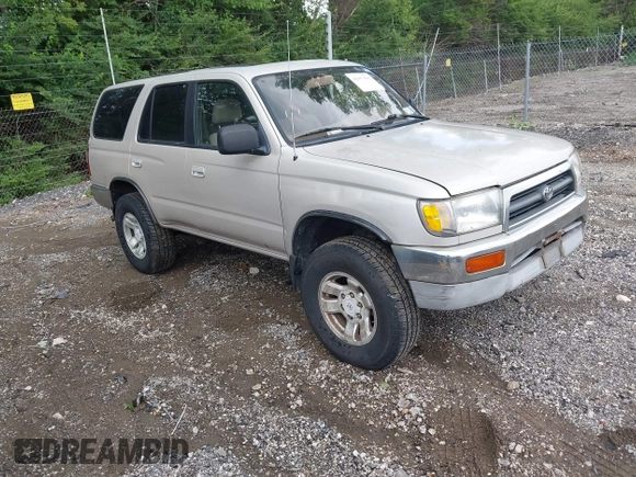 1997 Toyota 4Runner SR5 с VIN JT3HN86R1V0117123, выставлен на аукционе IAAI как лот 42557501 с пробегом 259 284 миль миль и . История ставок и продаж доступна на DreamBid. Изображение 1.