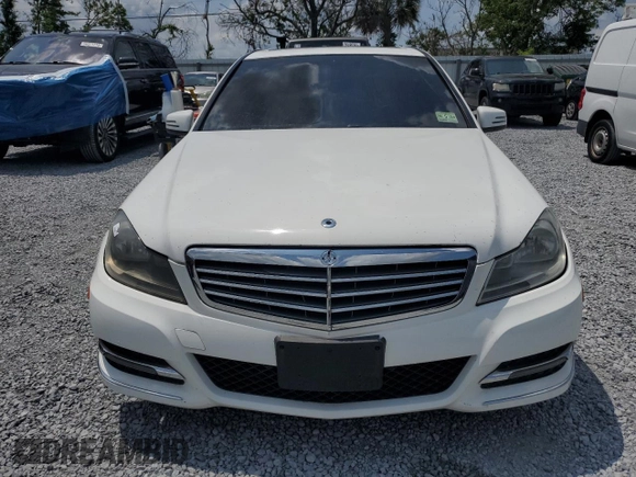 2013 Mercedes-Benz C 300 Sport with VIN WDDGF8AB0DR284569, listed as a Copart auction lot 56630195 with 99,726 mi miles and Clean Title. Bid and sale history available at DreamBid. Image 6.