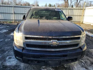 2009 Chevrolet Silverado 1500 LTZ with VIN 1GCEK39059Z268801, listed as a Copart auction lot 83850214 with 174,476 mi miles and Clean Title. Bid and sale history available at carsss.com. Image 5.