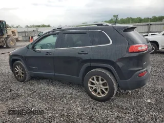 2016 Jeep Cherokee Latitude z VIN 1C4PJMCS1GW199566, wystawiony jako Copart lot #54073365 z przebiegiem 85 650 mil mil oraz Szkoda całkowita • Salvage title. Historia ofert i sprzedaży dostępna na DreamBid. Obrazek 2.