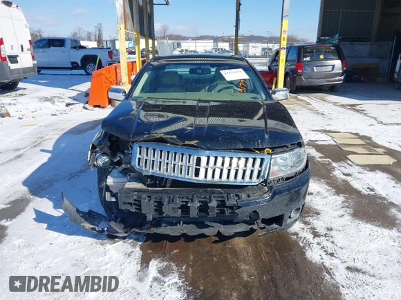 2007 Lincoln MKZ z VIN 3LNHM26T07R653177, wystawiony jako IAAI lot #41571111 z przebiegiem 124 929 mil mil oraz . Historia ofert i sprzedaży dostępna na DreamBid. Obrazek 12.