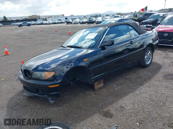 2004 BMW 3 Series 325Ci with VIN WBABW33424PL31311, listed as a IAAI auction lot 41733447 with 117,763 mi miles. Bid and sale history available at carsss.com. Image 2.