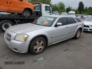 2005 Dodge Magnum SE z VIN 2D4FV48V65H683993, wystawiony jako Copart lot #67498284 z przebiegiem 164 931 mil mil oraz Szkoda całkowita • Salvage title. Historia ofert i sprzedaży dostępna na DreamBid. Obrazek 1.