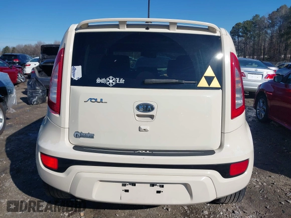 2012 Kia Soul + with VIN KNDJT2A62C7371120, listed as a IAAI auction lot 41442500 with 152,206 mi miles. Bid and sale history available at carsss.com. Image 16.