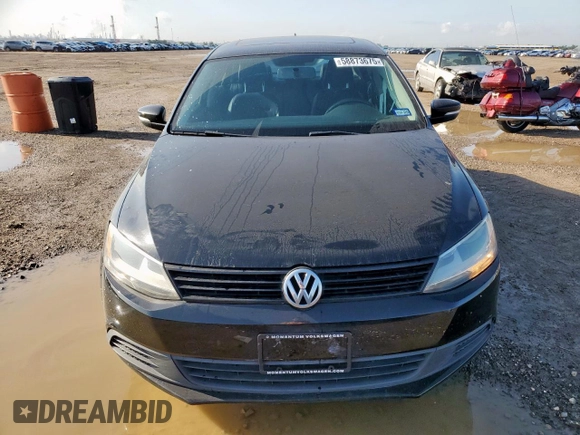 2012 Volkswagen Jetta SE z VIN 3VWDX7AJ2CM323722, wystawiony jako Copart lot #58873675 z przebiegiem 164 750 mil mil oraz Czysty tytuł • Clean title. Historia ofert i sprzedaży dostępna na DreamBid. Obrazek 5.