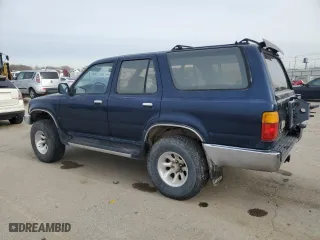 1990 Toyota 4Runner SR5 with VIN JT3VN39W4L0003900, listed as a Copart auction lot 48009415 with 224,509 mi miles and Clean Title. Bid and sale history available at carsss.com. Image 2.