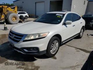 2013 Honda Crosstour EX z VIN 5J6TF3H37DL002774, wystawiony jako Copart lot #52490545 z przebiegiem 157 536 mil mil oraz Szkody całkowita. Historia ofert i sprzedaży dostępna na DreamBid. Obrazek 1.