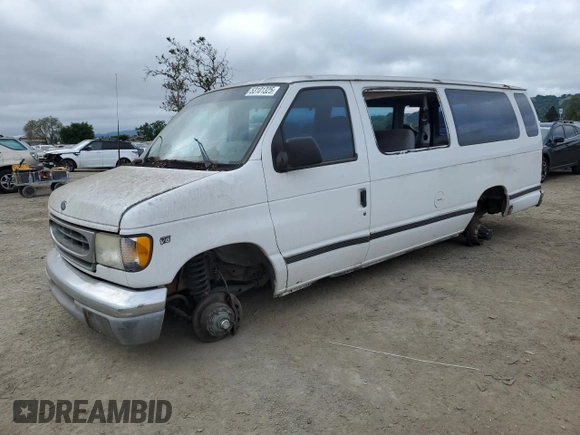 2001 Ford Econoline Passenger XL with VIN 1FBSS31L41HB19352, listed as a Copart auction lot 53101325 with 101,807 mi miles and Salvage title. Bid and sale history available at DreamBid. Image 1.