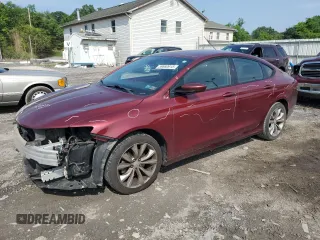 2015 Chrysler 200 S z VIN 1C3CCCBB2FN746132, wystawiony jako Copart lot #59660915 z przebiegiem 142 663 mil mil oraz Szkoda całkowita • Salvage title. Historia ofert i sprzedaży dostępna na DreamBid. Obrazek 1.