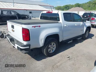 2020 Chevrolet Colorado 4WD Work Truck z VIN 1GCGTBEN4L1227194, wystawiony jako IAAI lot #42256116 z przebiegiem 76 635 mil mil oraz . Historia ofert i sprzedaży dostępna na DreamBid. Obrazek 4.