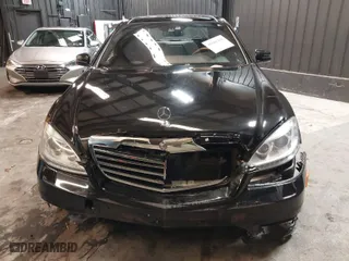 2010 Mercedes-Benz S-Class S 550 with VIN WDDNG8GBXAA302453, listed as a IAAI auction lot 41801180 with 84,223 mi miles. Bid and sale history available at carsss.com. Image 12.