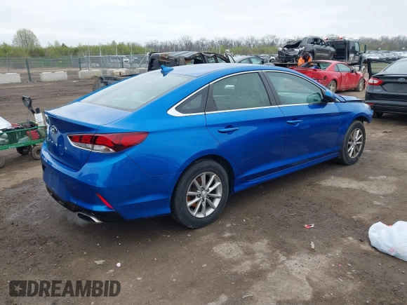 2018 Hyundai Sonata SE with VIN 5NPE24AF1JH688332, listed as a IAAI auction lot 41990382 with 156,363 mi miles and . Bid and sale history available at carsss.com. Image 4.