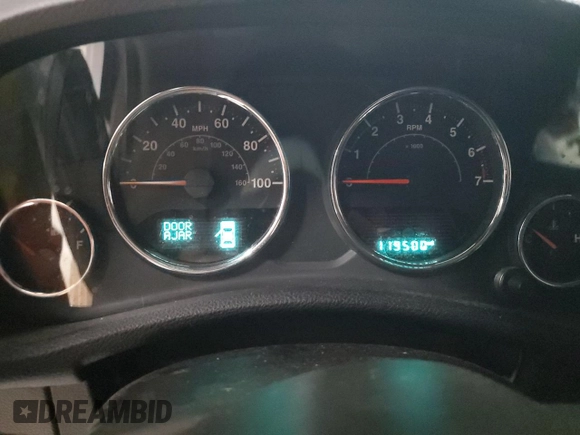2014 Jeep Wrangler Unlimited Sahara с VIN 1C4BJWEG1EL322781, выставлен на аукционе Copart как лот 64200145 с пробегом 119 500 миль миль и Чистый • Clean title. История ставок и продаж доступна на DreamBid. Изображение 9.