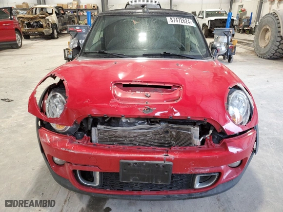 2011 MINI Cooper Convertible s with VIN WMWZP3C51BT249062, listed as a Copart auction lot 87472624 with 30,402 mi miles and Salvage Title. Bid and sale history available at carsss.com. Image 5.