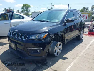 2021 Jeep Compass Latitude with VIN 3C4NJDBB5MT562400, listed as a IAAI auction lot 41996711 with 20,011 mi miles and . Bid and sale history available at DreamBid. Image 18.