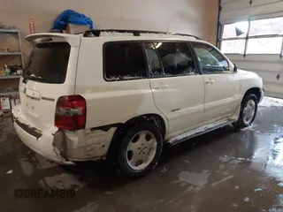 2007 Toyota Highlander w/3rd Row with VIN JTEDP21A570128417, listed as a IAAI auction lot 41578091 with 196,596 mi miles and . Bid and sale history available at DreamBid. Image 4.