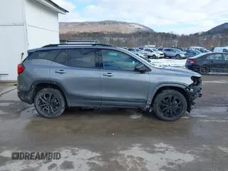 2020 GMC Terrain SLE with VIN 3GKALTEV6LL227822, listed as a IAAI auction lot 41330529 with 31,833 mi miles. Bid and sale history available at carsss.com. Image 14.