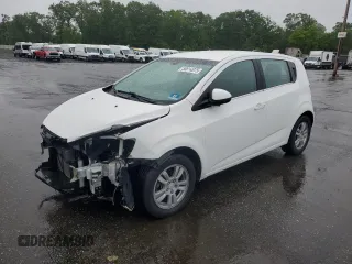 2016 Chevrolet Sonic LT z VIN 1G1JC6SH9G4129206, wystawiony jako Copart lot #58814875 z przebiegiem 125 779 mil mil oraz Szkoda całkowita • Salvage title. Historia ofert i sprzedaży dostępna na DreamBid. Obrazek 1.