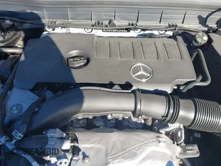 2021 Mercedes-Benz GLB 250 z VIN W1N4M4HB0MW104535, wystawiony jako IAAI lot #41585488 z przebiegiem 33 409 mil mil oraz . Historia ofert i sprzedaży dostępna na DreamBid. Obrazek 10.