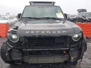 2020 Land Rover Defender X z VIN SALEXEEU9L2030559, wystawiony jako IAAI lot #42323334 z przebiegiem 41 325 mil mil oraz . Historia ofert i sprzedaży dostępna na DreamBid. Obrazek 13.