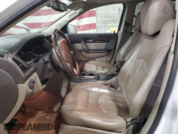2016 GMC Acadia Denali z VIN 1GKKVTKD1GJ225693, wystawiony jako Copart lot #51792145 z przebiegiem Nie podano mil oraz Czysty tytuł • Clean title. Historia ofert i sprzedaży dostępna na DreamBid. Obrazek 7.