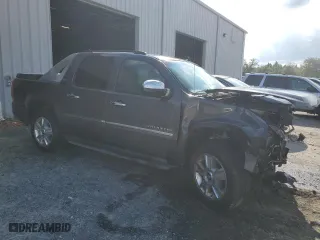 2010 Chevrolet Avalanche LTZ with VIN 3GNVKGE02AG277934, listed as a Copart auction lot 72011254 with 169,623 mi miles and Salvage Title. Bid and sale history available at carsss.com. Image 4.