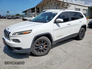 2016 Jeep Cherokee Latitude z VIN 1C4PJLCB2GW377947, wystawiony jako Copart lot #59887995 z przebiegiem 189 328 mil mil oraz Czysty tytuł • Clean title. Historia ofert i sprzedaży dostępna na DreamBid. Obrazek 1.