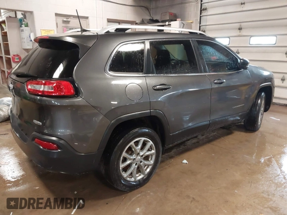 2017 Jeep Cherokee Latitude with VIN 1C4PJMCB6HW648564, listed as a IAAI auction lot 41987580 with 67,024 mi miles. Bid and sale history available at carsss.com. Image 4.