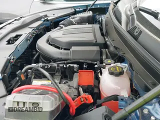 2025 Chevrolet Traverse AWD Z71 с VIN 1GNEVJRS6SJ225285, выставлен на аукционе IAAI как лот 42229309 с пробегом 831 миль миль и . История ставок и продаж доступна на DreamBid. Изображение 12.