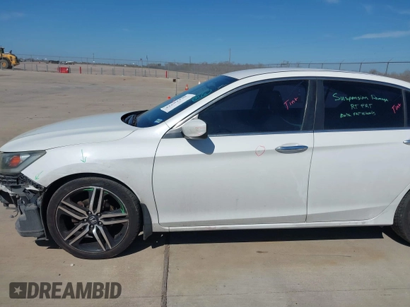 2014 Honda Accord Sport with VIN 1HGCR2F5XEA299260, listed as a IAAI auction lot 41681148 with 193,686 mi miles and . Bid and sale history available at carsss.com. Image 14.