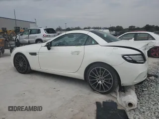 2018 Mercedes-Benz SLC 300 z VIN WDDPK3JA9JF151537, wystawiony jako Copart lot #45756115 z przebiegiem 43 123 mil mil oraz Szkoda całkowita • Salvage title. Historia ofert i sprzedaży dostępna na DreamBid. Obrazek 2.