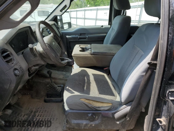 2016 Ford F-250 Lariat z VIN 1FT7W2BTXGEA11021, wystawiony jako Copart lot #53807905 z przebiegiem 230 914 mil mil oraz Szkoda całkowita • Salvage title. Historia ofert i sprzedaży dostępna na DreamBid. Obrazek 7.