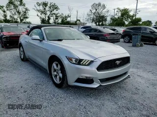 2015 Ford Mustang V6 z VIN 1FATP8EM2F5359953, wystawiony jako Copart lot #62701295 z przebiegiem 138 001 mil mil oraz Szkoda całkowita • Salvage title. Historia ofert i sprzedaży dostępna na DreamBid. Obrazek 13.