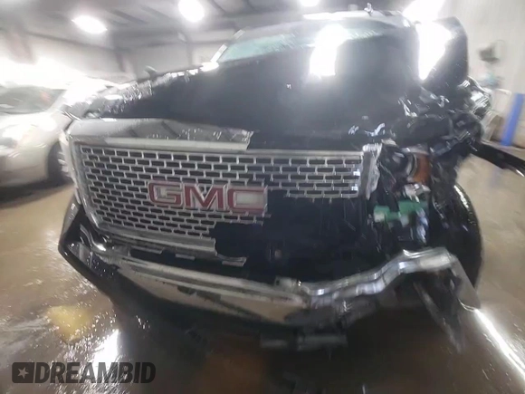 2014 GMC Sierra 1500 SLT with VIN 3GTU2VEC5EG317755, listed as a Copart auction lot 83617184 with 212,480 mi miles and Salvage Title. Bid and sale history available at DreamBid. Image 13.