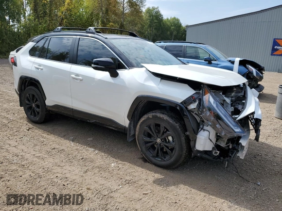 2024 Toyota RAV4 Hybrid XSE with VIN 2T35WRFV9RW211704, listed as a Copart auction lot 72229344 with 0 mi miles and Salvage Title. Bid and sale history available at carsss.com. Image 4.