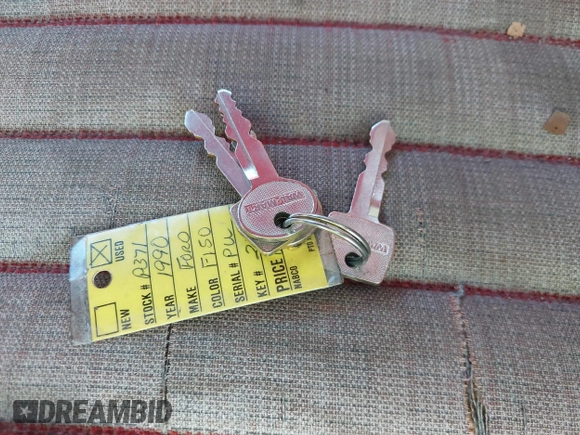 1990 Ford F-150 z VIN 1FTDF15N1LNA49113, wystawiony jako IAAI lot #42831924 z przebiegiem 48 253 mil mil oraz . Historia ofert i sprzedaży dostępna na DreamBid. Obrazek 11.