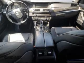 2011 BMW 5 Series 535i z VIN WBAFR7C55BC604867, wystawiony jako Copart lot #52096975 z przebiegiem 196 624 mil mil oraz Szkoda całkowita • Salvage title. Historia ofert i sprzedaży dostępna na DreamBid. Obrazek 8.