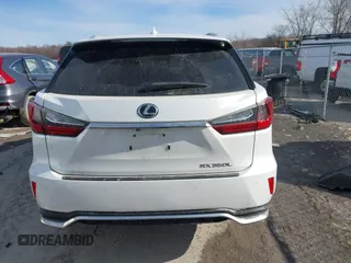 2018 Lexus RX 350L Premium z VIN JTJDZKCAXJ2005488, wystawiony jako IAAI lot #41509043 z przebiegiem 151 814 mil mil oraz . Historia ofert i sprzedaży dostępna na DreamBid. Obrazek 16.