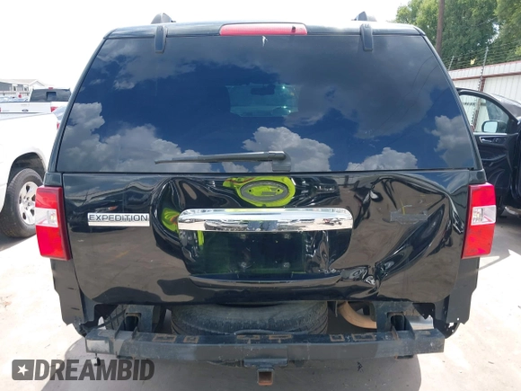 2012 Ford Expedition XLT with VIN 1FMJU1J56CEF01812, listed as a IAAI auction lot 42506606 with 243,650 mi miles and . Bid and sale history available at DreamBid. Image 17.