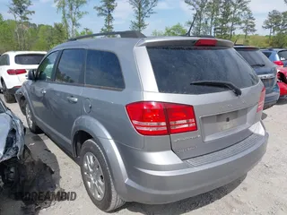 2017 Dodge Journey SE z VIN 3C4PDCAB0HT694918, wystawiony jako IAAI lot #42010594 z przebiegiem 135 432 mil mil oraz . Historia ofert i sprzedaży dostępna na DreamBid. Obrazek 3.