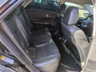 2013 Toyota Avalon XLE z VIN 4T1BK1EB1DU069566, wystawiony jako Copart lot #57236555 z przebiegiem 179 917 mil mil oraz Szkoda całkowita • Salvage title. Historia ofert i sprzedaży dostępna na DreamBid. Obrazek 10.