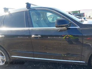 2016 Audi Q5 Premium Plus with VIN WA1L2AFP3GA132833, listed as a IAAI auction lot 41628065 with 139,877 mi miles. Bid and sale history available at carsss.com. Image 13.
