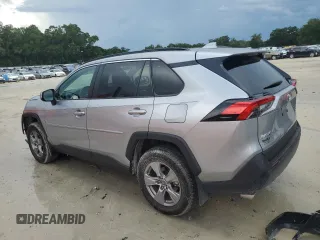 2022 Toyota RAV4 XLE with VIN 2T3W1RFV3NW203742, listed as a Copart auction lot 62733585 with 6,668 mi miles and Non repairable. Bid and sale history available at DreamBid. Image 2.