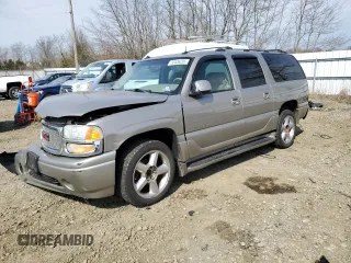 2003 GMC Yukon XL Denali with VIN 1GKFK66U93J266220, listed as a Copart auction lot 50806205 with 212,033 mi miles and Salvage Title. Bid and sale history available at carsss.com. Image 1.