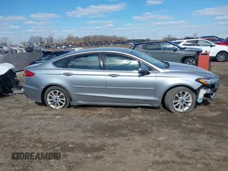 2020 Ford Fusion SE z VIN 3FA6P0LU8LR163896, wystawiony jako IAAI lot #41994803 z przebiegiem 89 892 mil mil oraz . Historia ofert i sprzedaży dostępna na DreamBid. Obrazek 13.